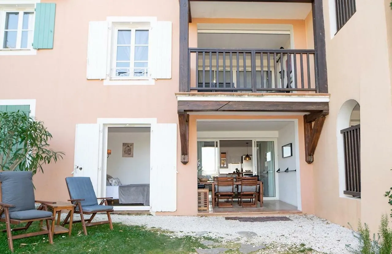 Les Restanques Apartment Grimaud